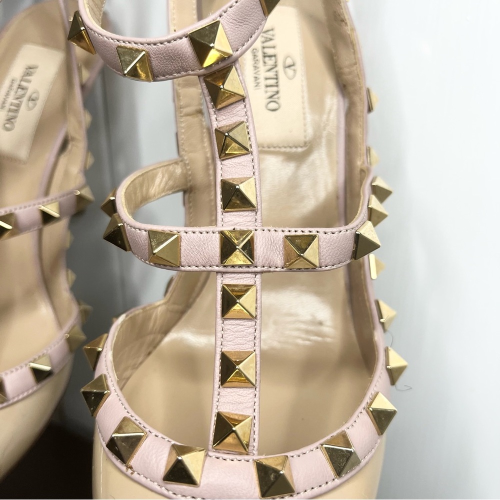 ✨SALE Valentino Garavani Patent Rockstud Caged Pumps for Spring - Picture 5 of 10
